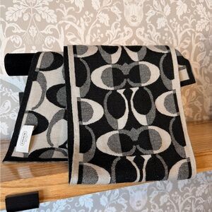 Coach Scarf 8” x 60” Black, Cream, Gray EUC